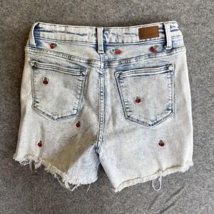 Judy Blue Shorts Womens M Blue Denim Cherry Embroidered Distressed Cutoff Casual